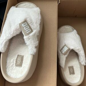 UGG Foamo Uggplush Slide in Cream